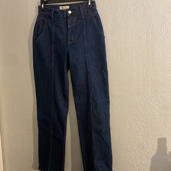 Madewell Perfect Vintage Straight Jean in Greenhaven Wash: Seamed Version - Picture 5 of 13